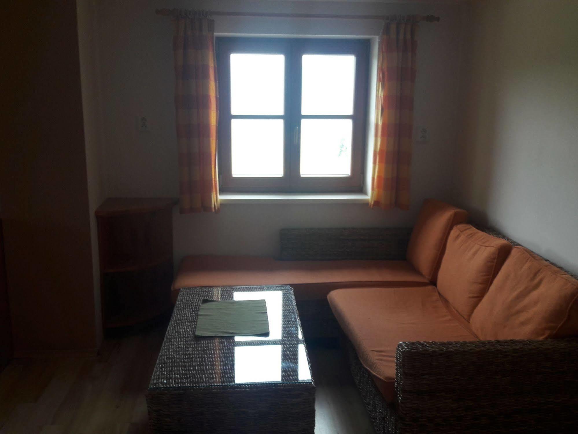 Hotel Lidicka Bouda 페츠 포트 스네스코우 외부 사진